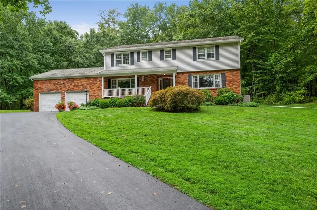 44 Lake Road Katonah NY 10536