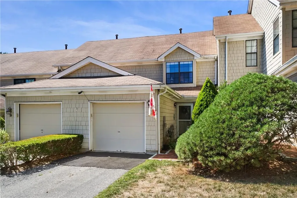 21 Penelope Court Mahopac NY 10541