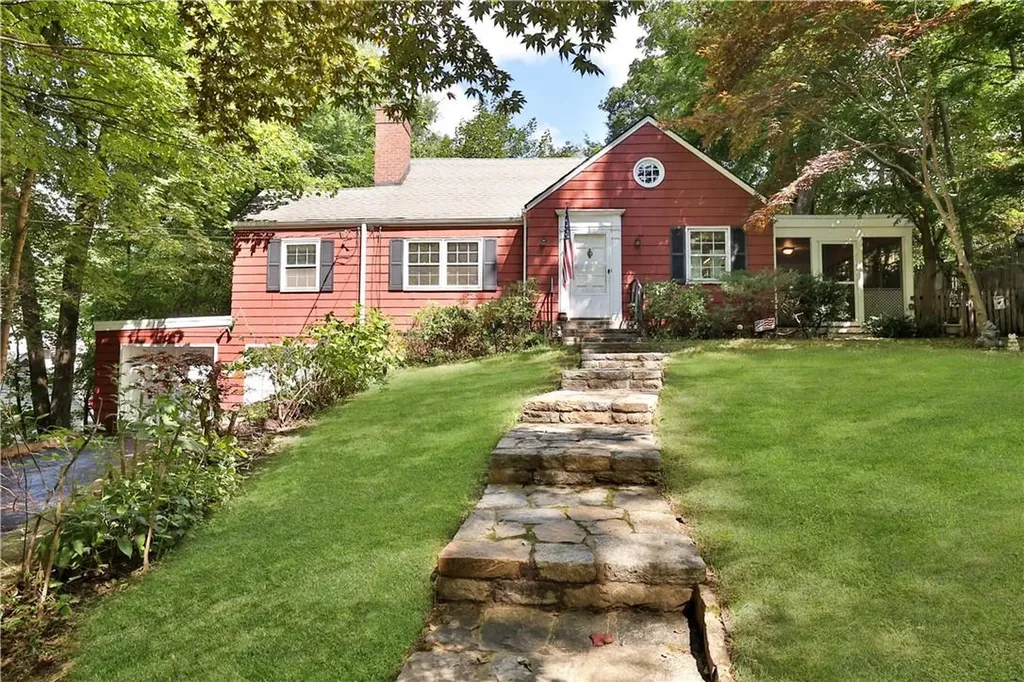 23 Salem Road Chappaqua NY 10514