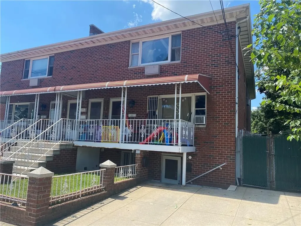 257 Newman Avenue Bronx NY 10473