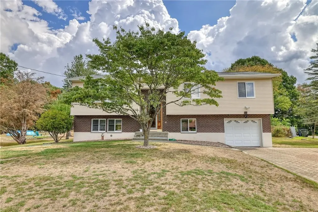 52 Colton Road Mahopac NY 10541