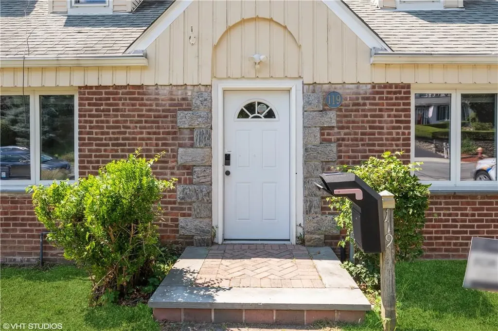 119 Hoover Road Yonkers NY 10710