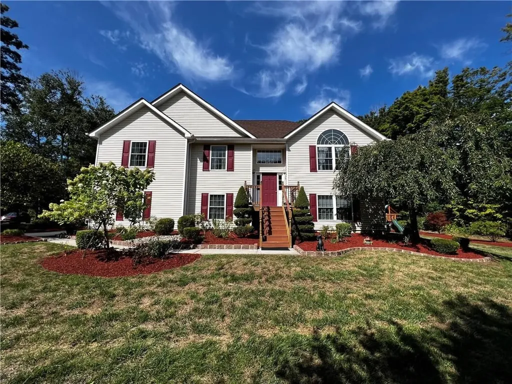 10 Peaceful Court Wallkill NY 12589
