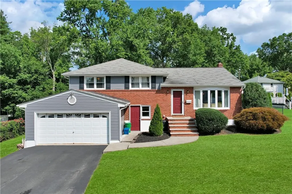 5 Forest Avenue Nanuet NY 10954