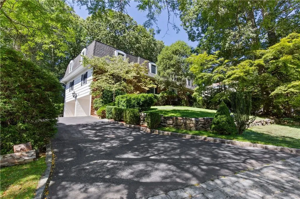 33 Springdale Road Scarsdale NY 10583