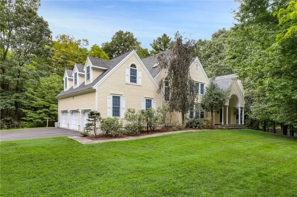35 Autumn Ridge Road Pound Ridge NY 10576