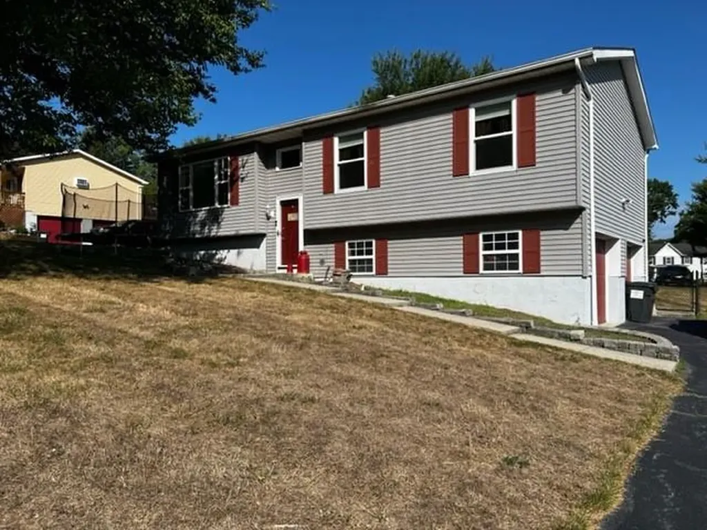 33 Linden Drive Walden NY 12586