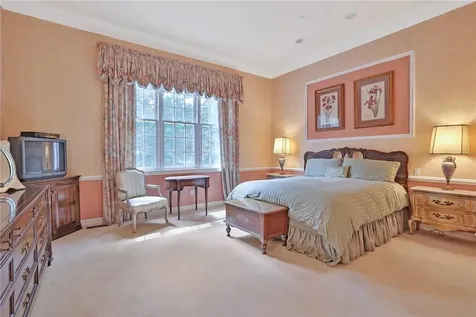 101 Creekside Road Mount Kisco NY 10549