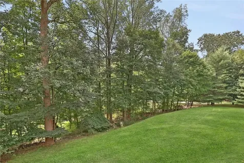 101 Creekside Road Mount Kisco NY 10549