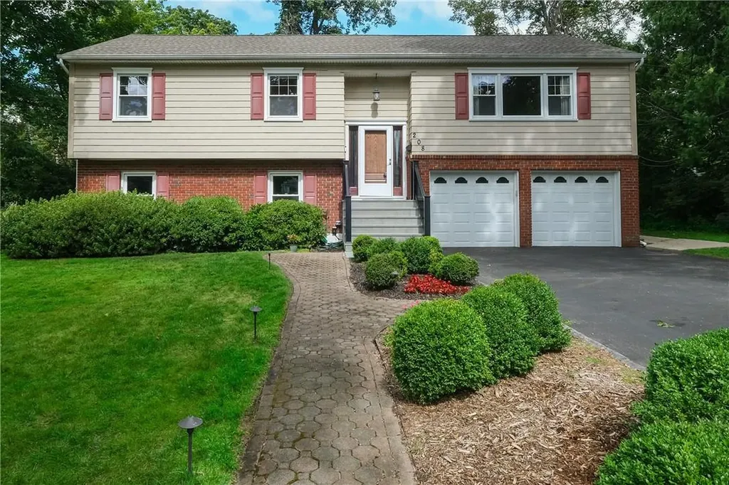 208 Forest Avenue New Rochelle NY 10804