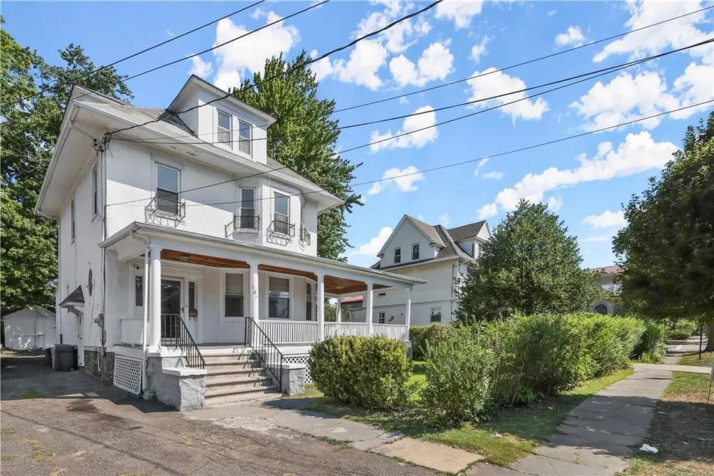 107 Mayflower Avenue New Rochelle NY 10801