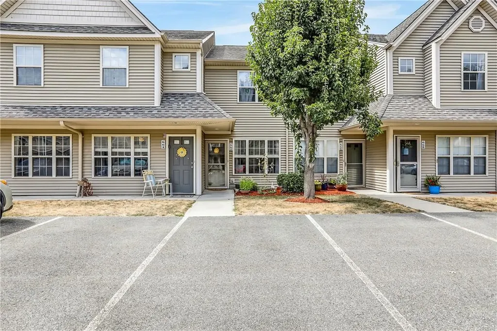 662 Gregory Court Highland NY 12528
