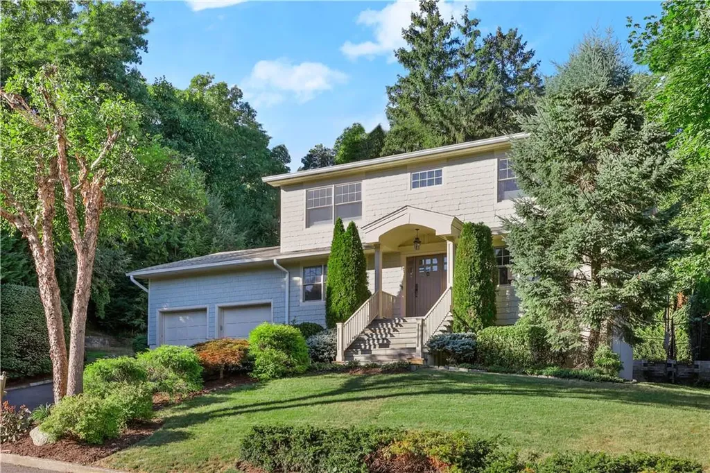 11 Mckenna Place Mamaroneck NY 10543