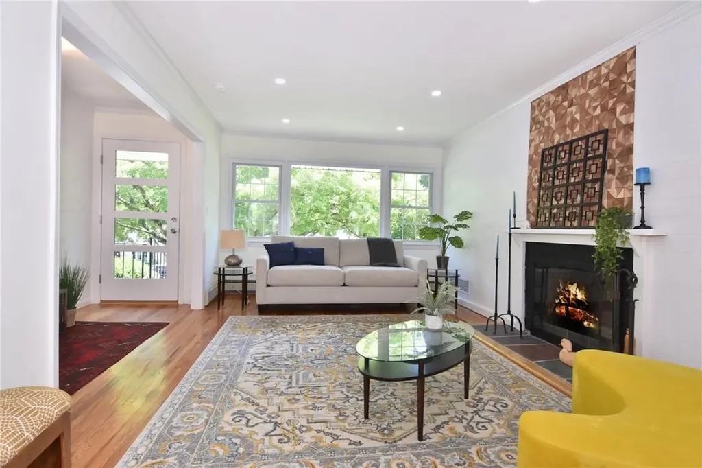 59 Coralyn Avenue White Plains NY 10605