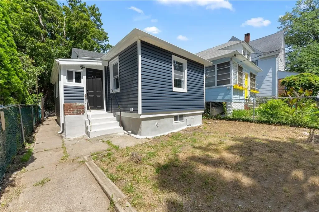153 Hawkins Street Bronx NY 10464