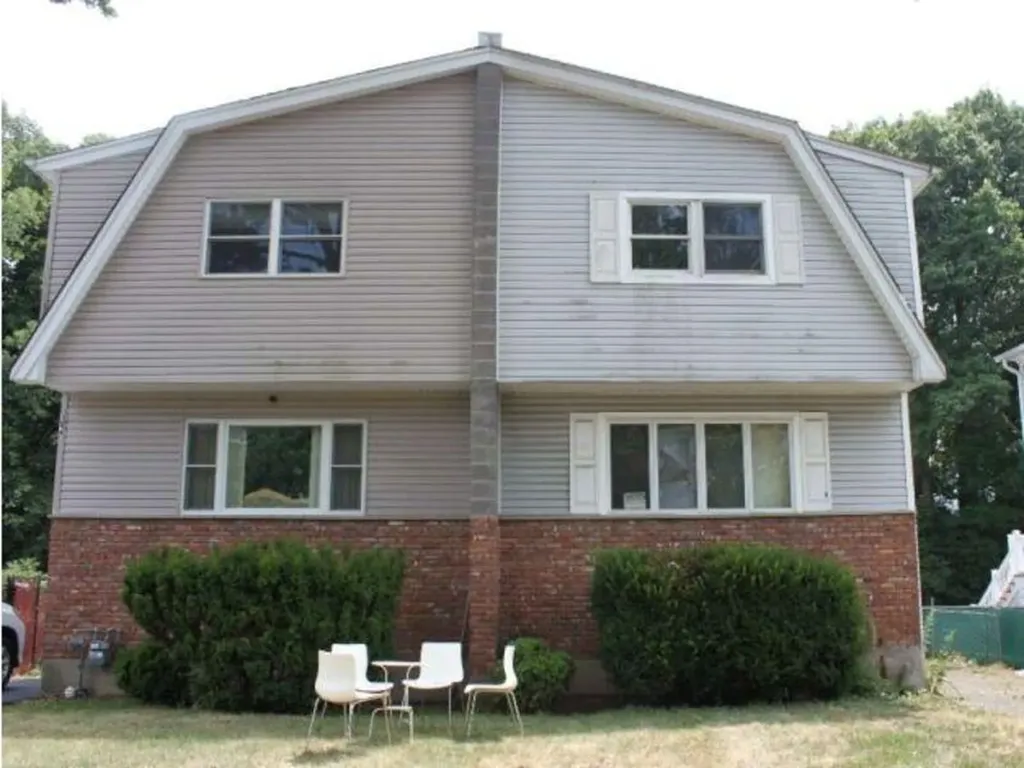 84 Lonergan Drive Suffern NY 10901