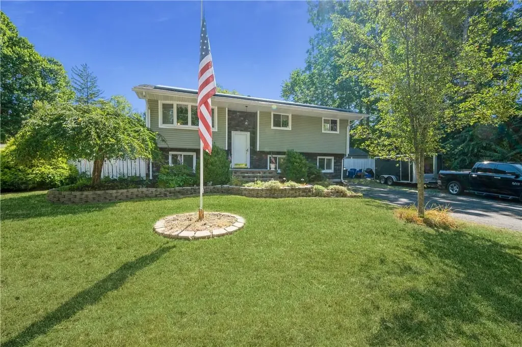 65 Gilchrest Road Valley Cottage NY 10989