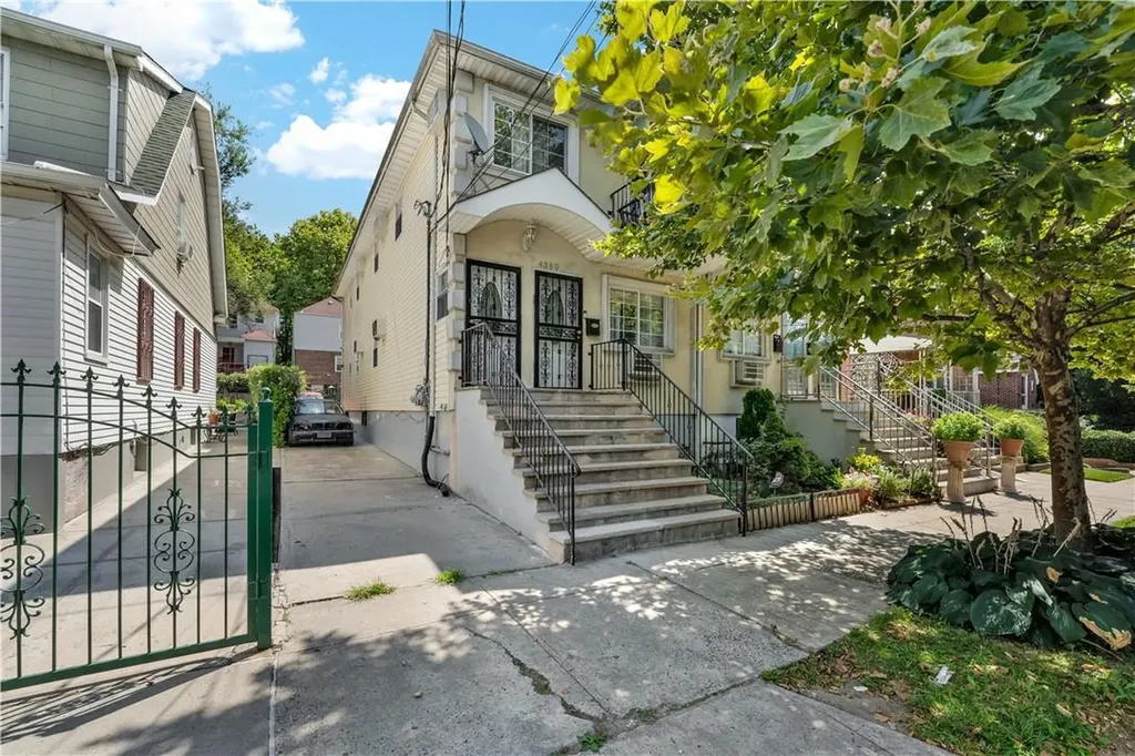 4360 Wilder Avenue Bronx NY 10466