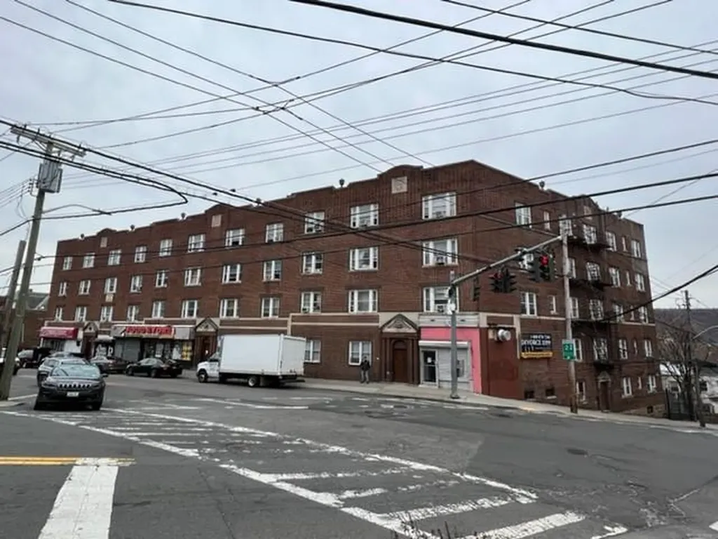 379 Warburton Avenue Yonkers NY 10701