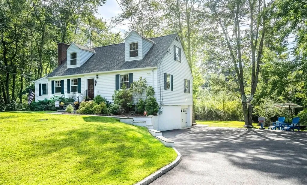 15 Barnes Terrace Chappaqua NY 10514