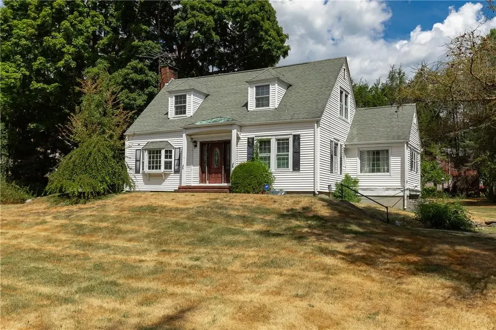 661-663 Noxon Road Poughkeepsie NY 12603