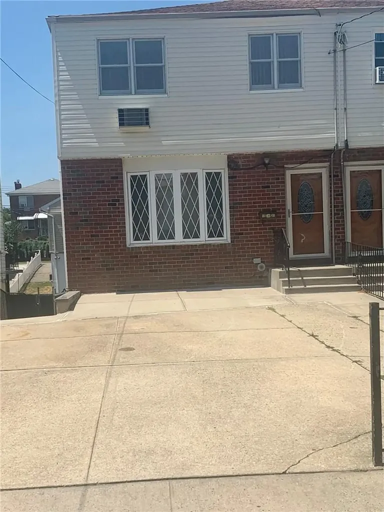 1521 Stadium Avenue Bronx NY 10465