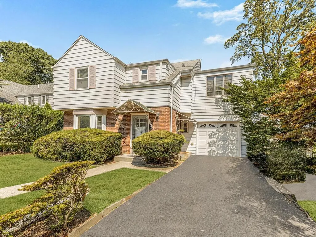 41 Cecil Crest Road Yonkers NY 10701