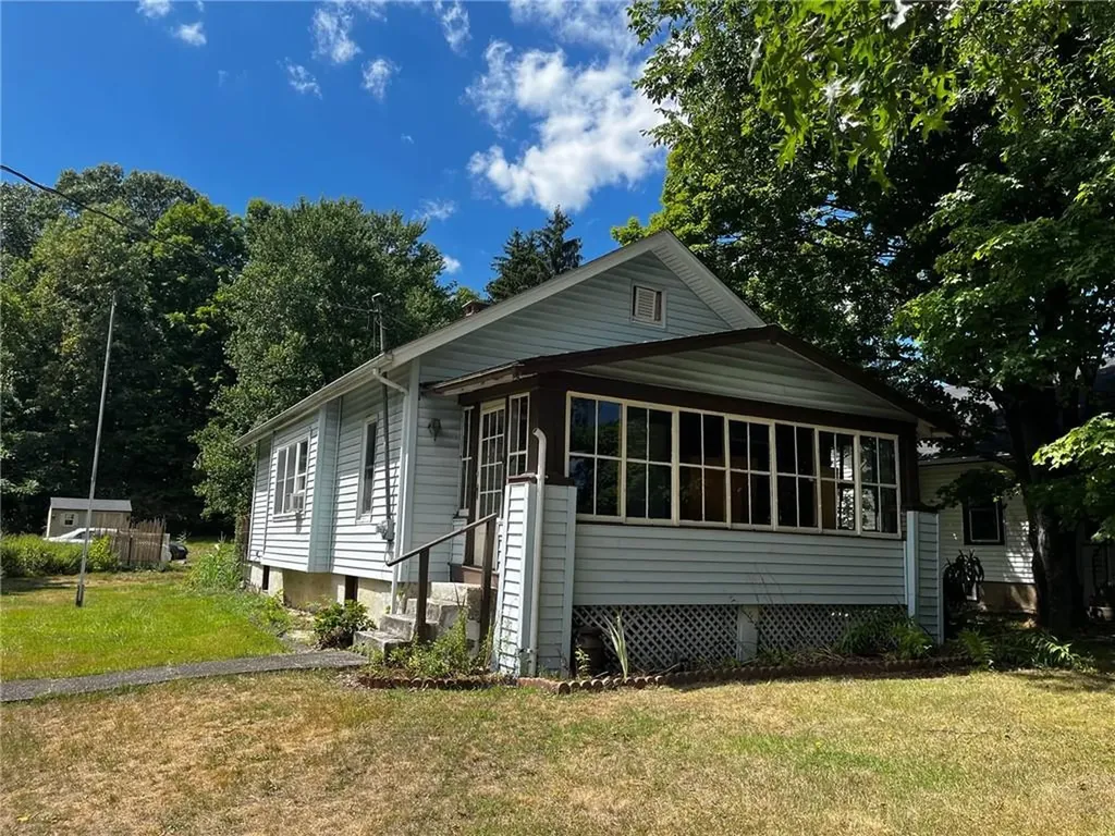 2011 State Route 208 Montgomery NY 12549