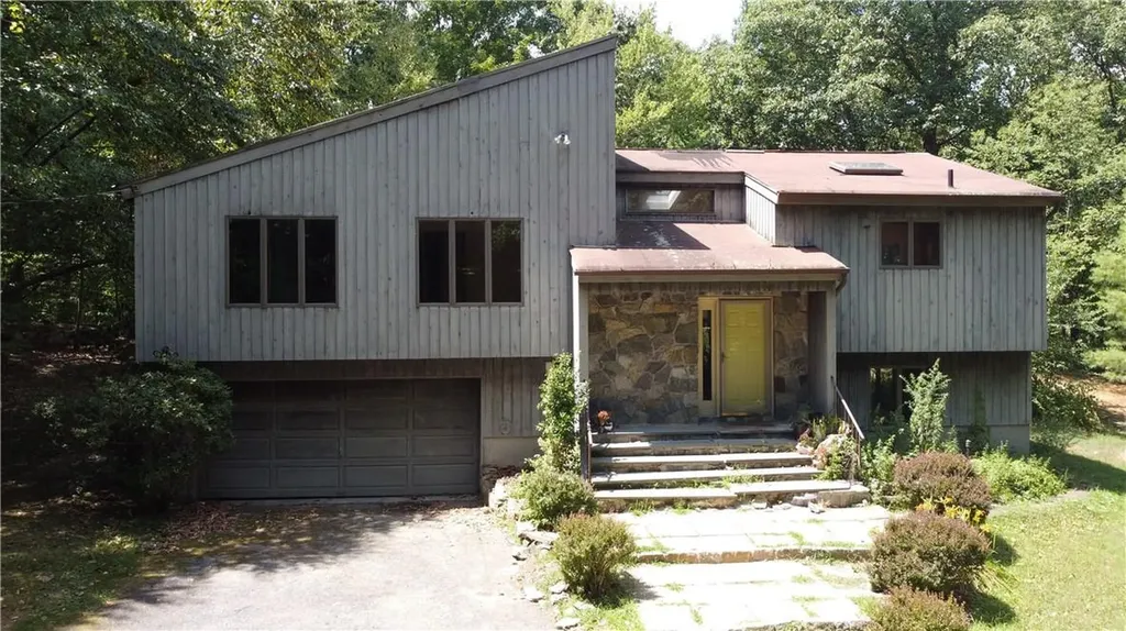 103 Old Highland Turnpike Garrison NY 10524