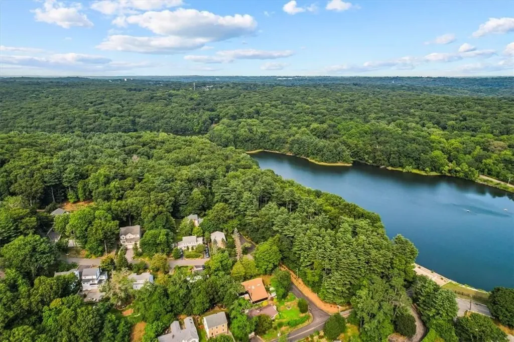 33 Reservoir Road White Plains NY 10603