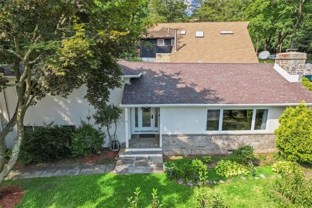 33 Reservoir Road White Plains NY 10603