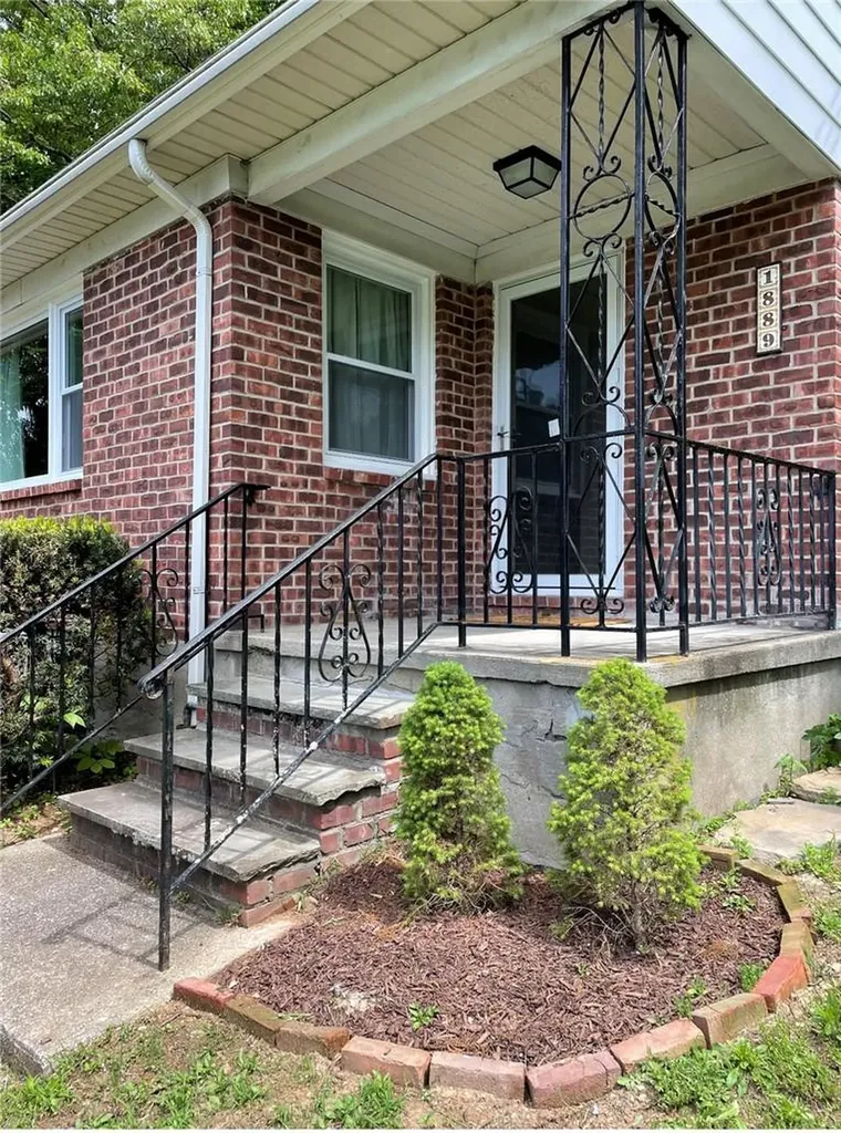 1889 Carhart Avenue Peekskill NY 10566