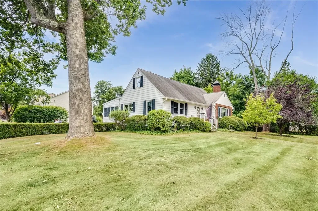 2 Willow Avenue Poughkeepsie NY 12603
