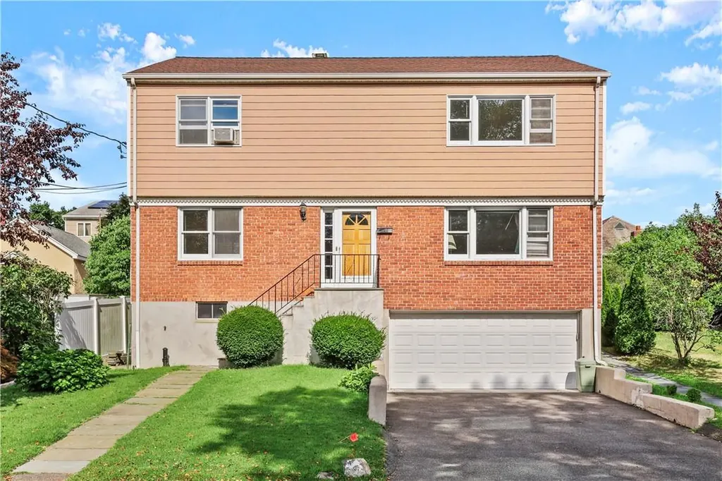 119 Adelphi Avenue Harrison NY 10528