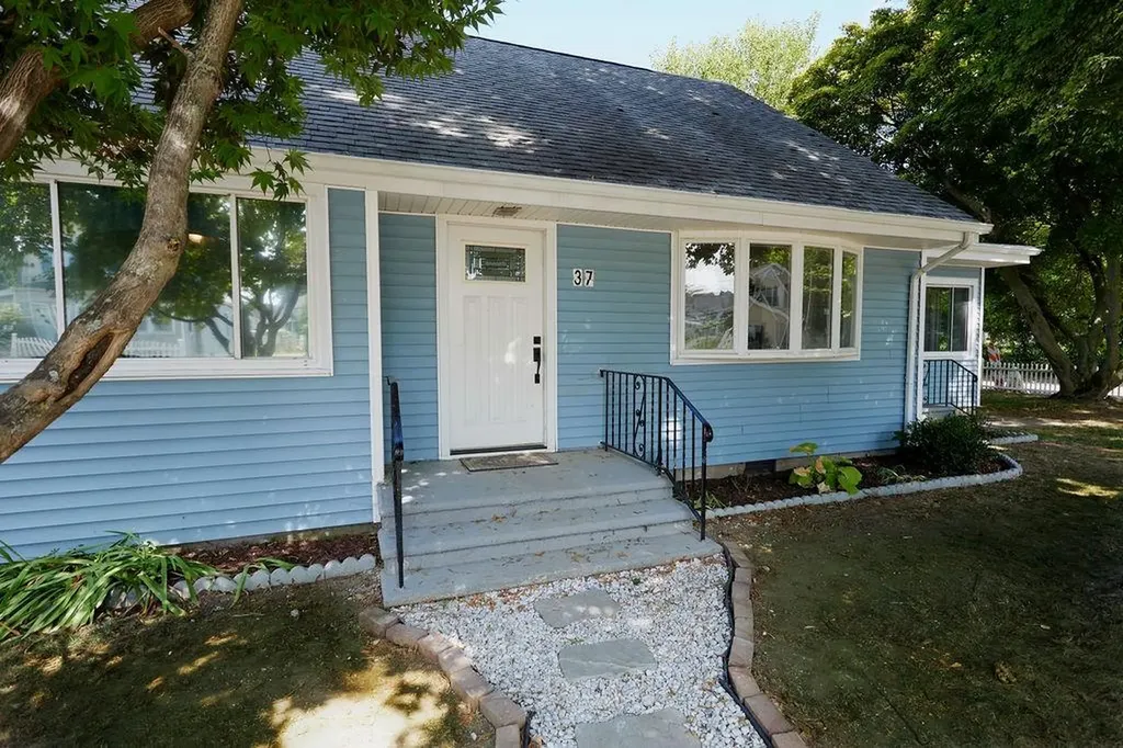 37 Kings Ferry Road Montrose NY 10548