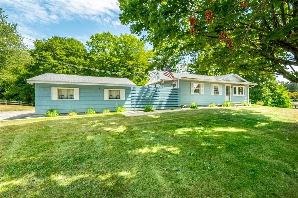 2 Sycamore Drive Hyde Park NY 12538