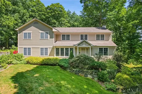4 Sunrise Place Armonk NY 10504