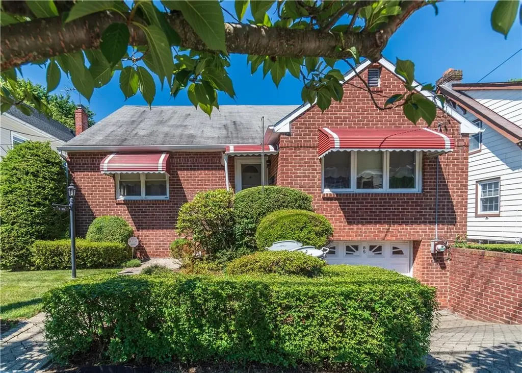 85 Devoe Avenue Yonkers NY 10705