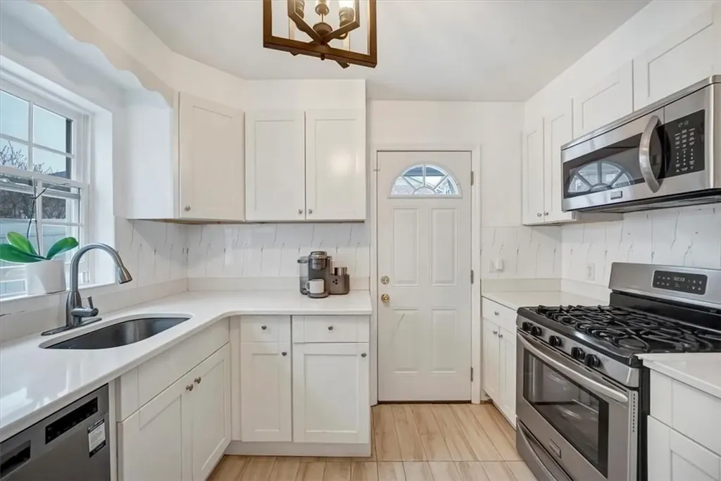 212 Lee Avenue Yonkers NY 10705
