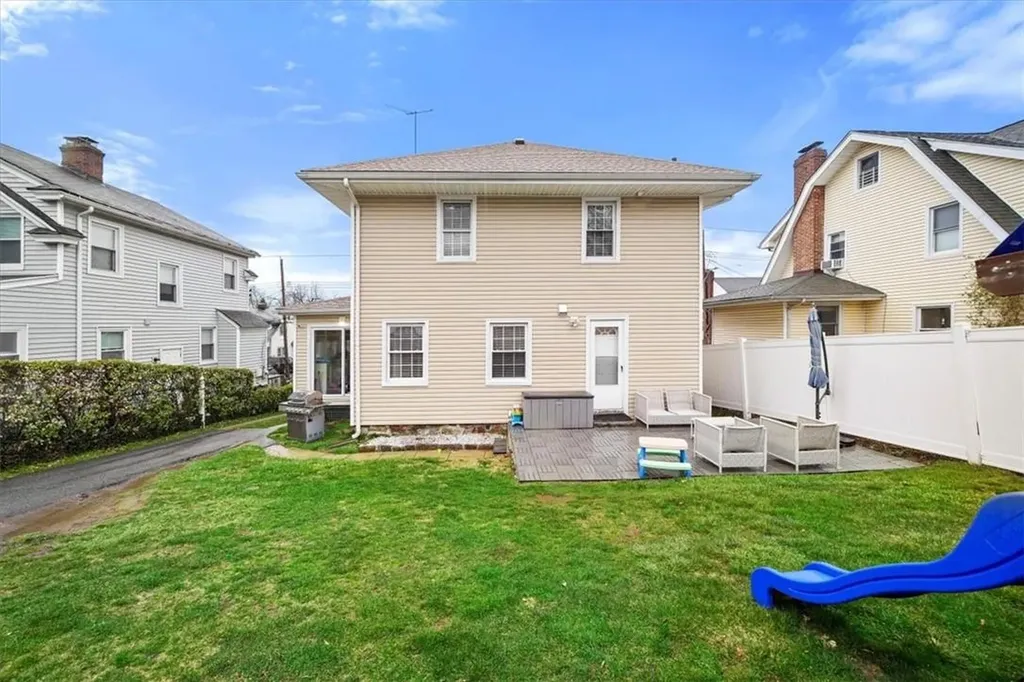 212 Lee Avenue Yonkers NY 10705