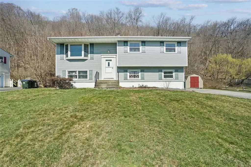 337 Lake Shore Drive Monroe NY 10950
