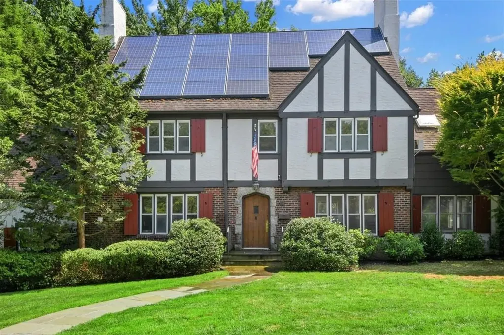 32 Highland Circle Bronxville NY 10708
