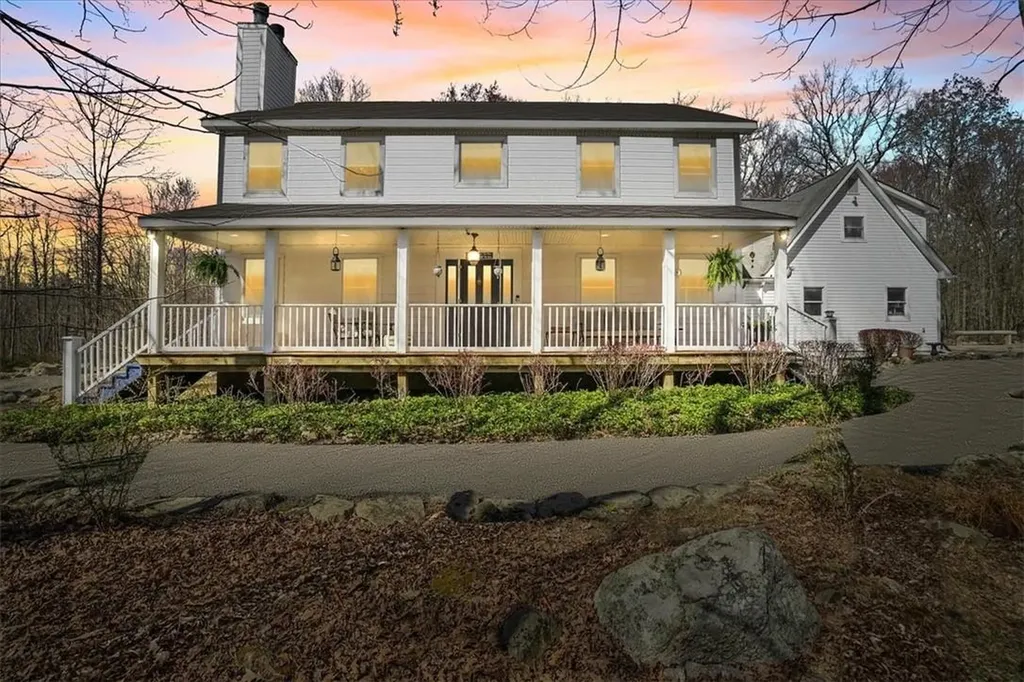 38 Indigot Drive Slate Hill NY 10973