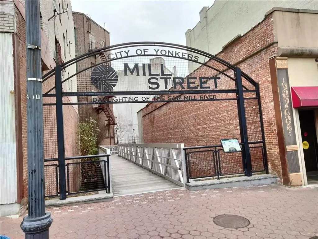 4-8 Warburton Avenue Yonkers NY 10701
