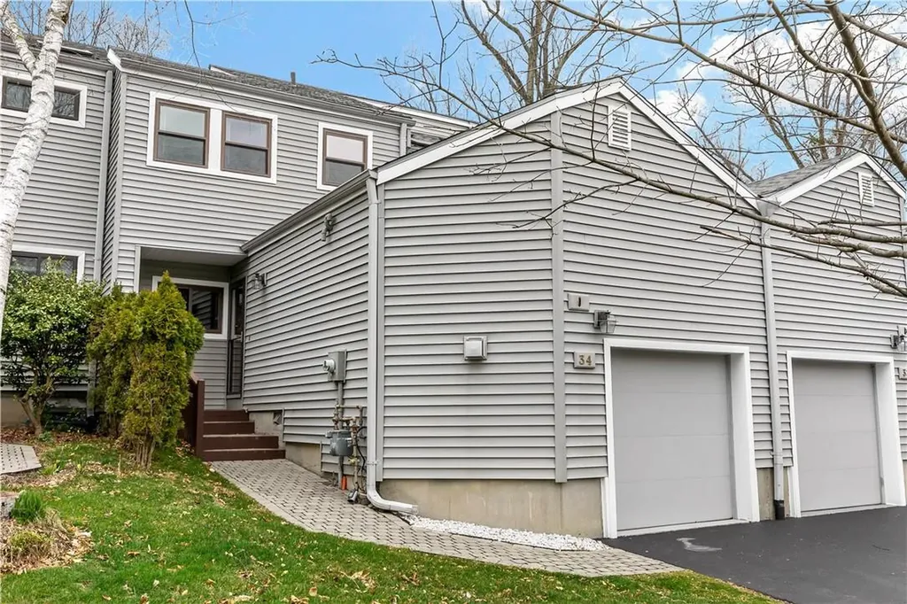 34 Bridle Path Road Ossining NY 10562