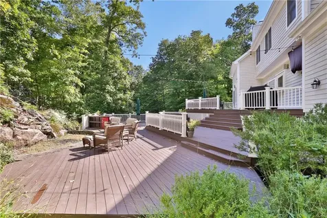 5 Cornel Drive Goldens Bridge NY 10526