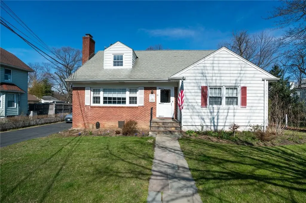 28 Maple Avenue Harrison NY 10528