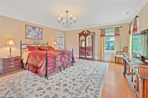 104 Sunnyside Avenue Pleasantville NY 10570