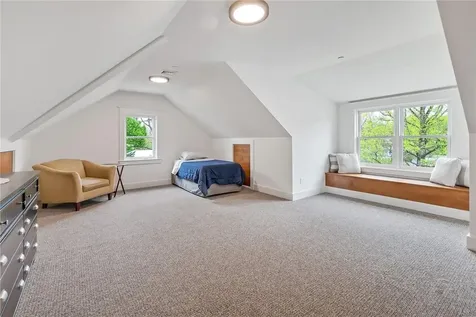 104 Sunnyside Avenue Pleasantville NY 10570