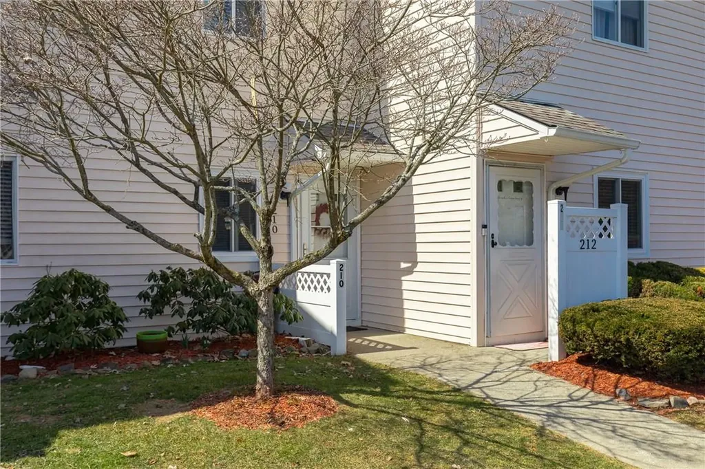 210 Gregory Court Highland NY 12528